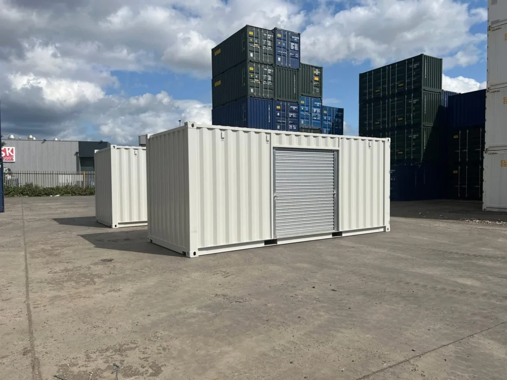 20ft Custom Shipping Container – Roller Shutter RAL 7035
