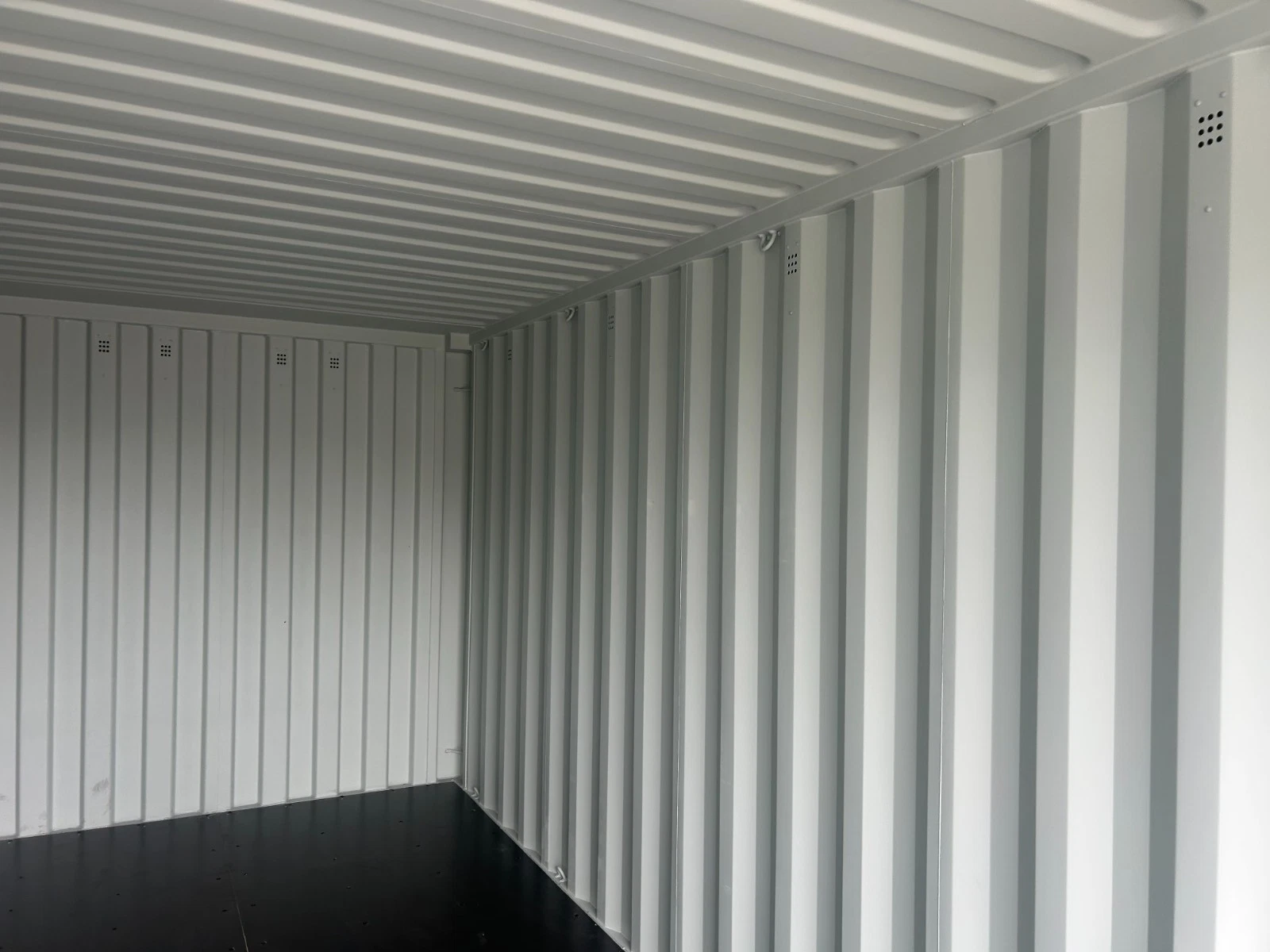 20ft x 8ft Shipping Container for Sale | Nationwide Delivery - Image 5