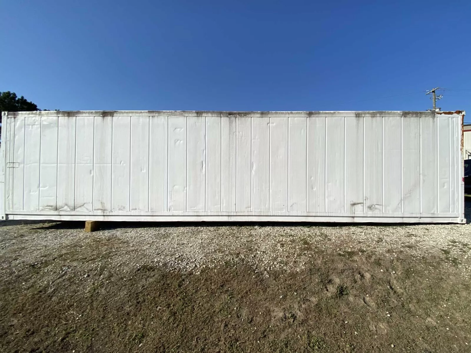 40 Foot High Cube Insulated Shipping Container with 5 Ton Bard HVAC - Image 6