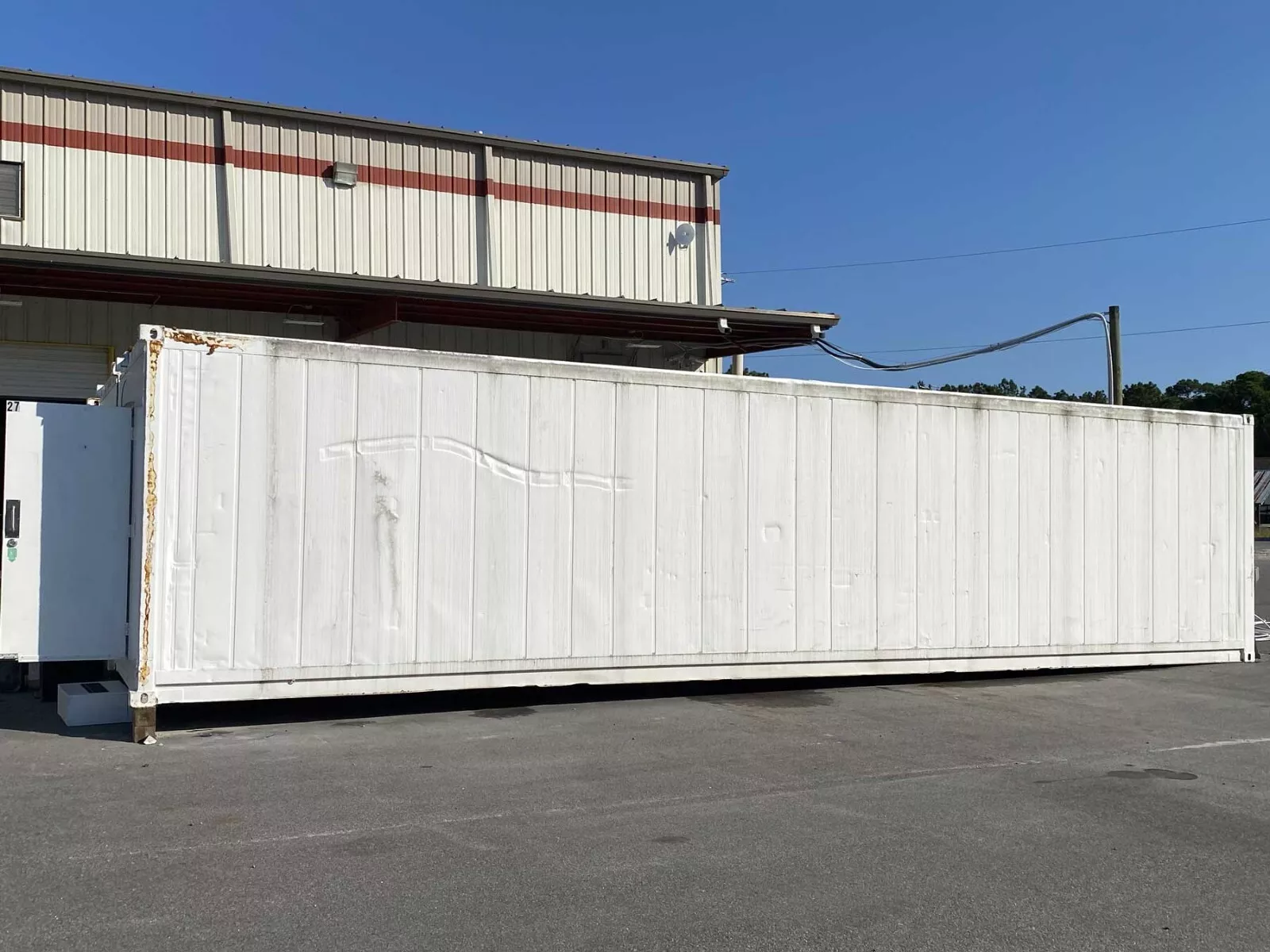 40 Foot High Cube Insulated Shipping Container with 5 Ton Bard HVAC - Image 7