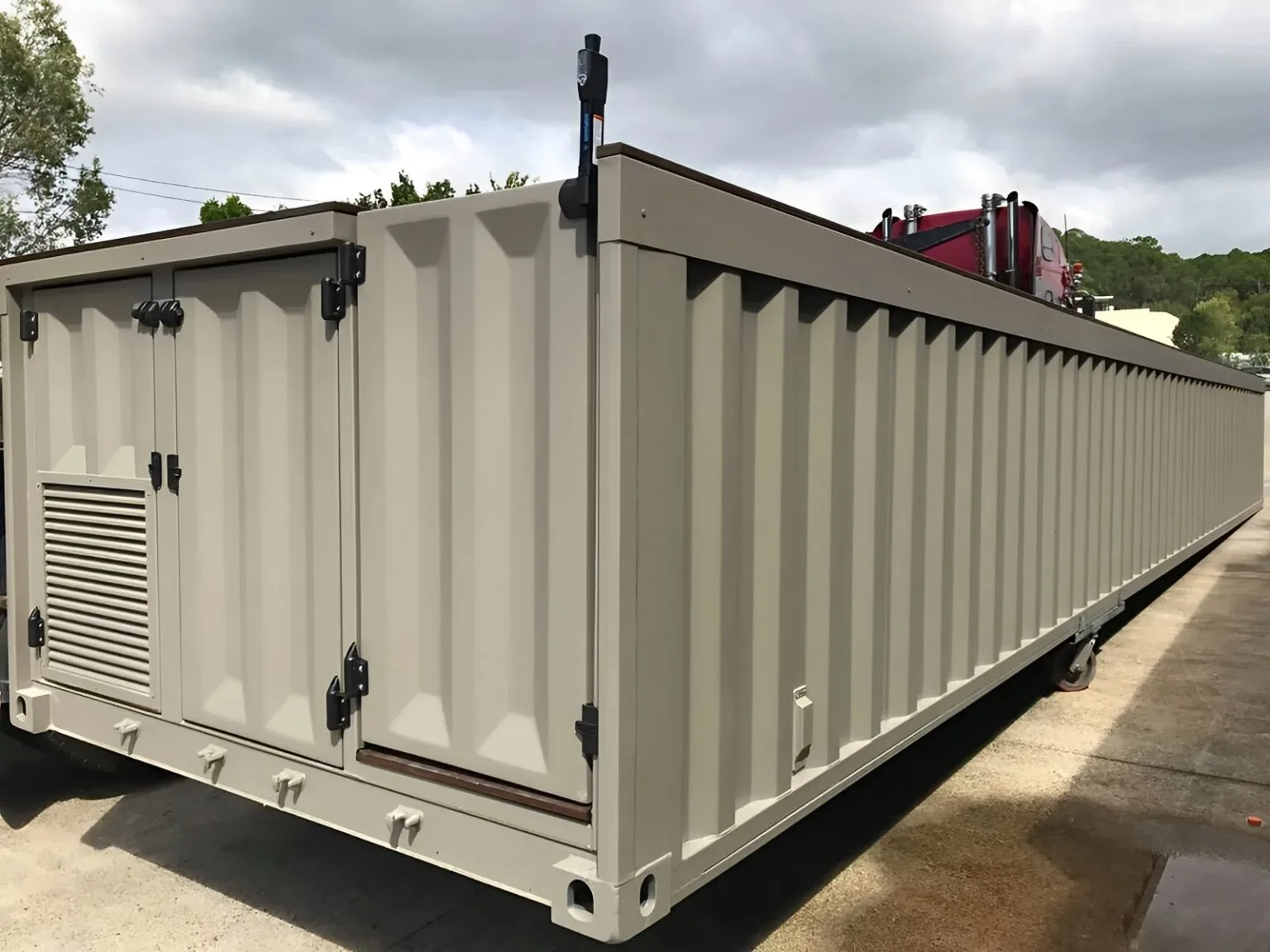 40FT Shipping Container Pool for Sale - Image 4