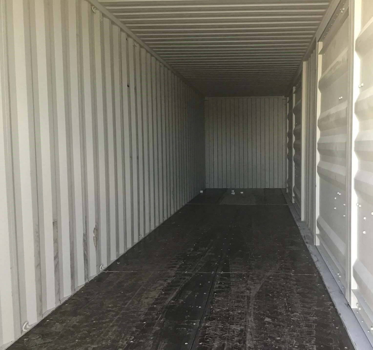40ft High Cube Container with 2 Side Doors – One Trip - Image 4