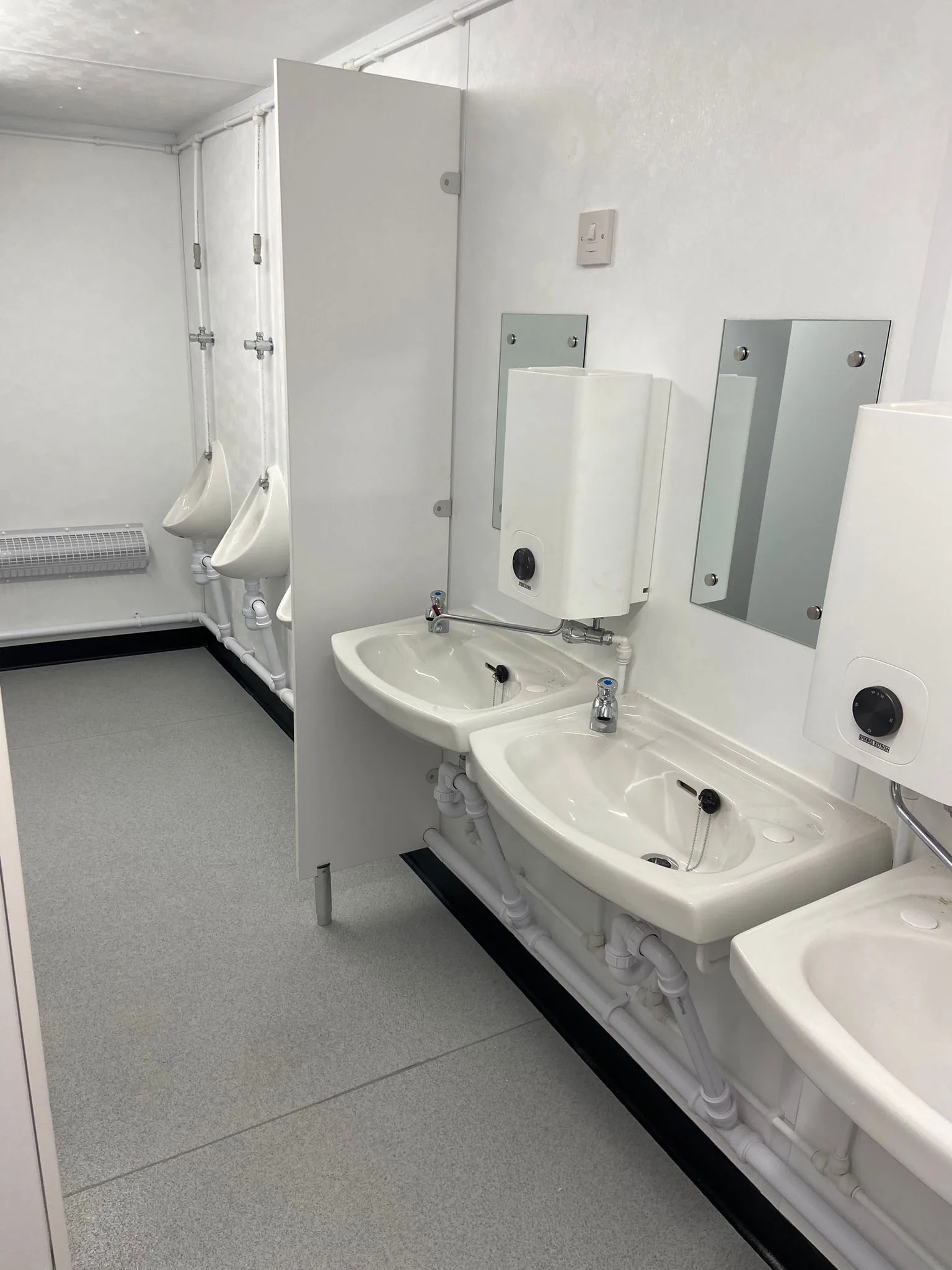 6+1 Steel Toilet Cabin for Sale - Image 5