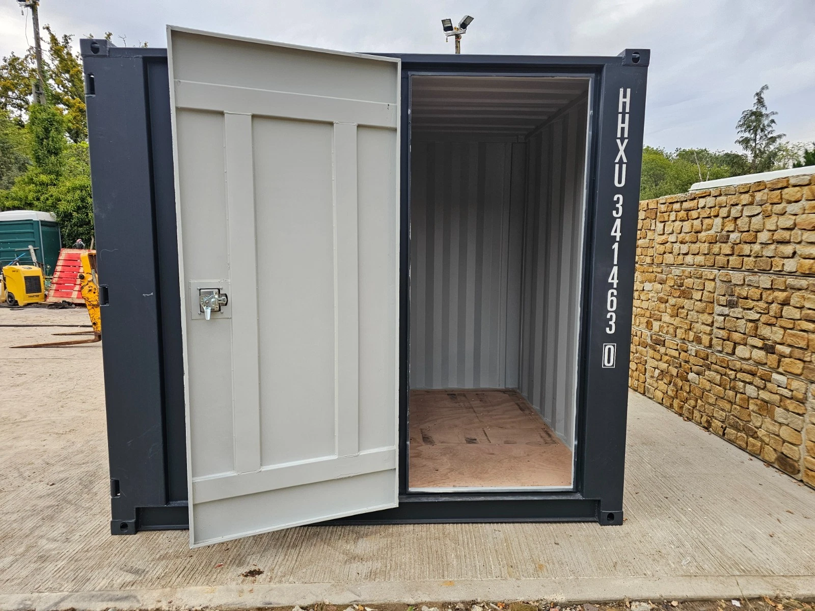 8ft Shipping Container Site Safe Lock Up Box Toolbox - Image 5