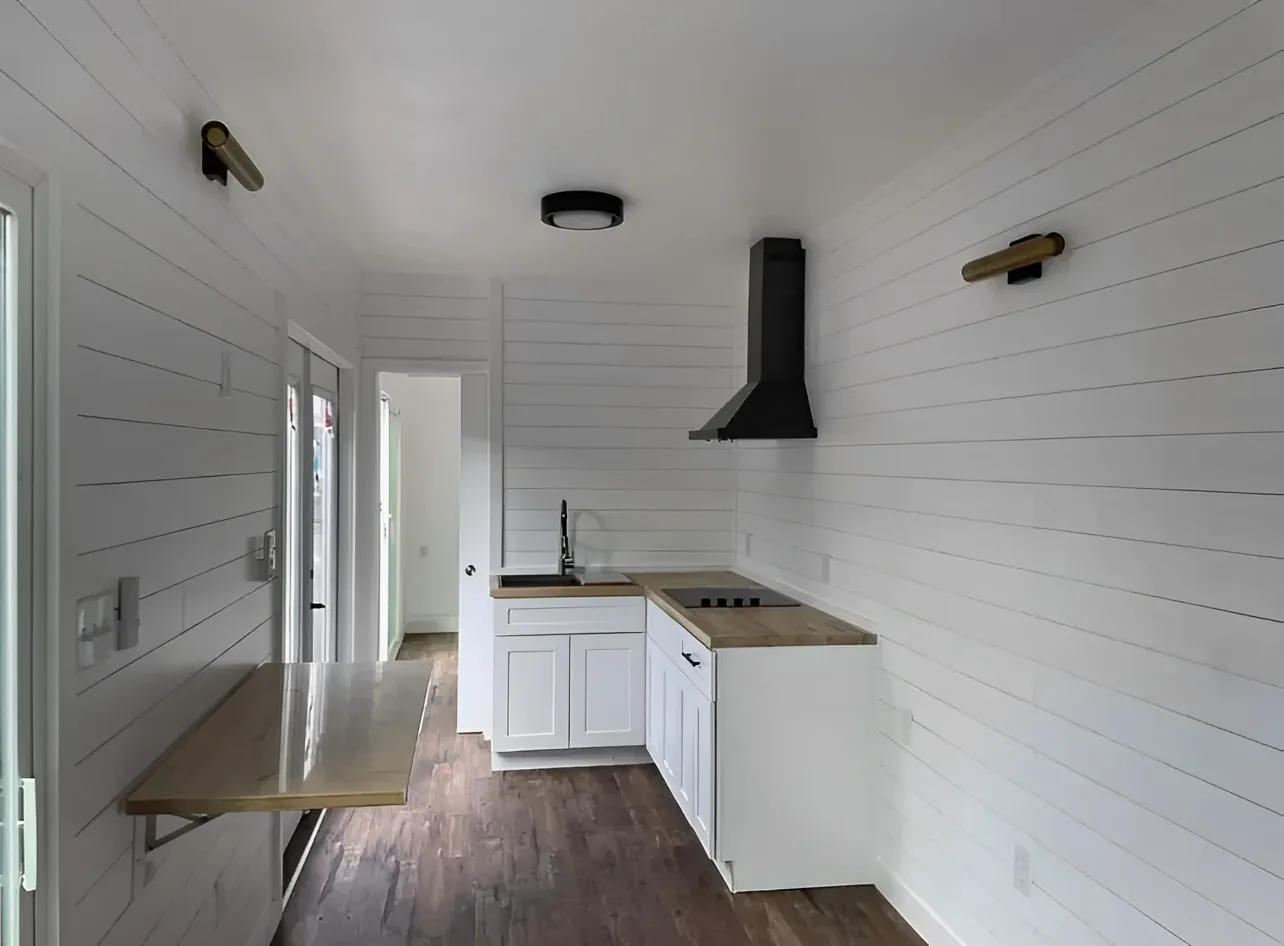 Customized 40ft Shipping Container House – Luxury 1 Bedroom Home - Image 3