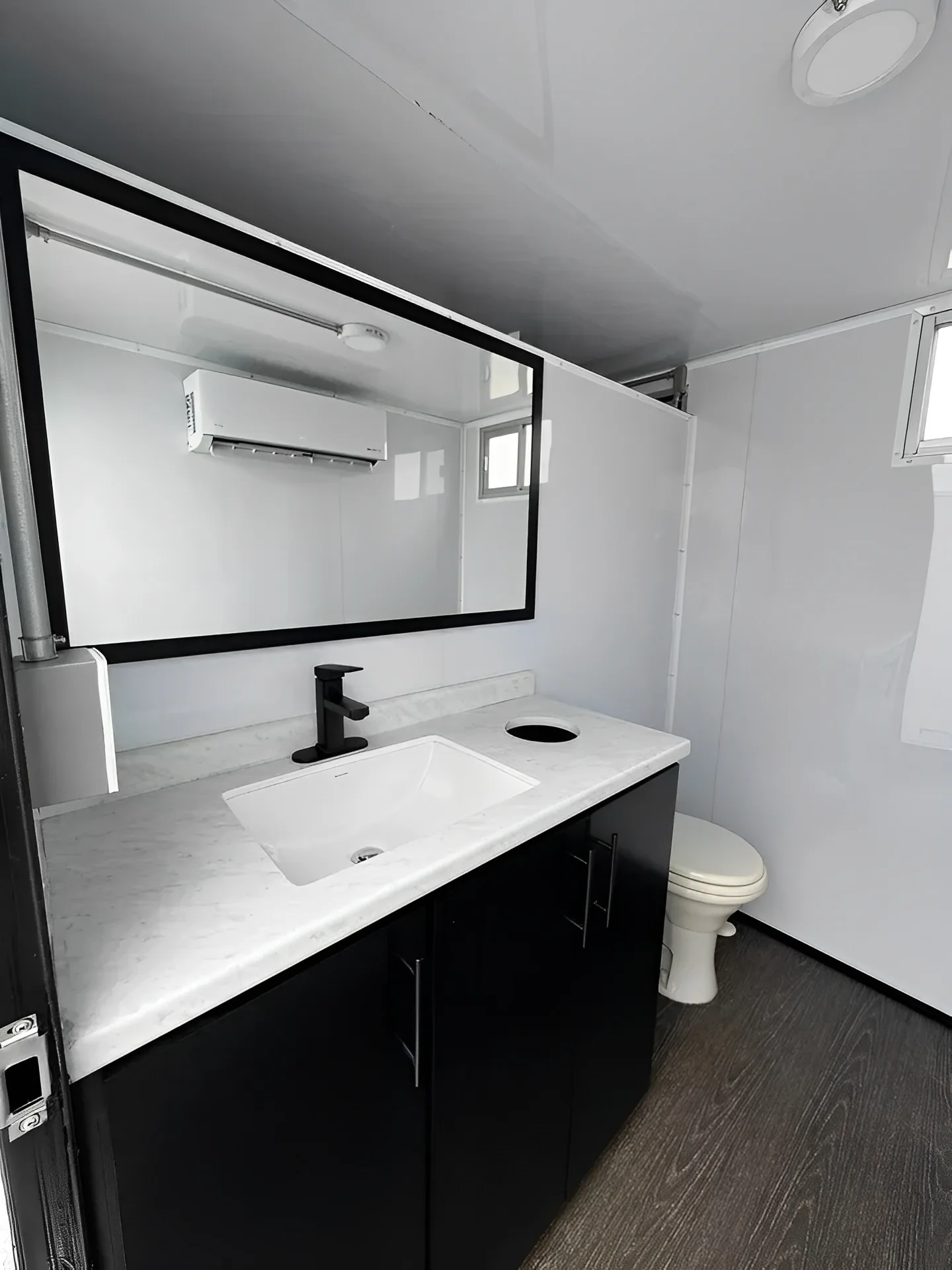 Upscale 2 Station Portable Restroom Trailer 7ft x 14ft - Image 7