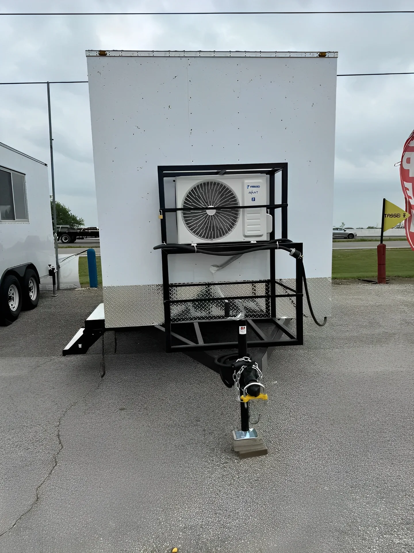 Upscale 2 Station Portable Restroom Trailer 7ft x 14ft - Image 3